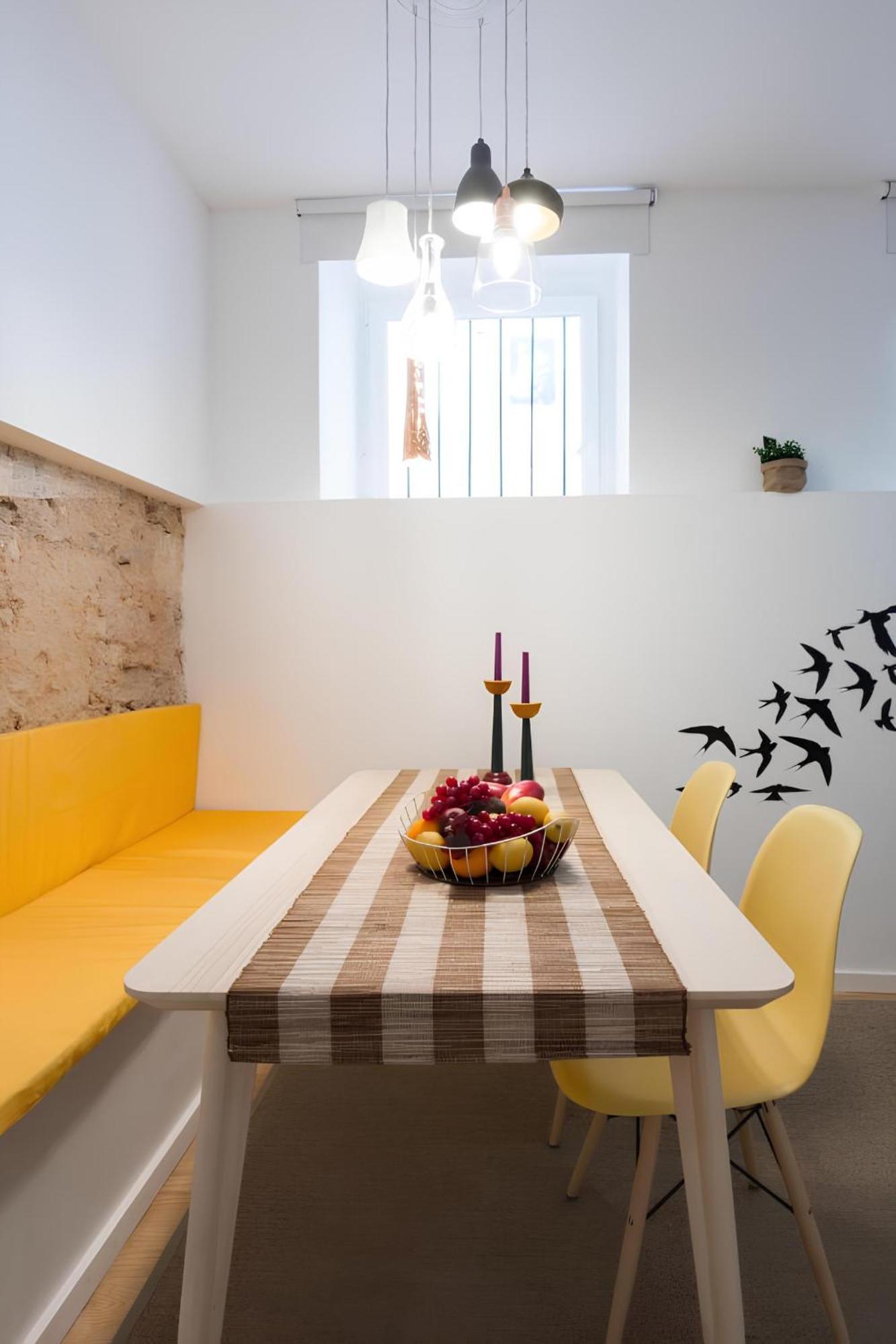 Apartment Casa Do Castelo 1- Work Or Relax In The Historic Heart Of Lisbon! *